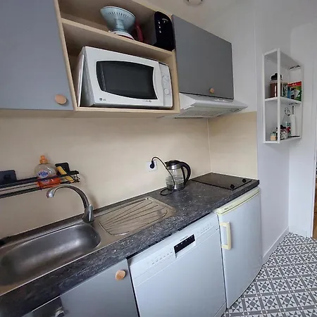 Chez Pauline Et Pierre Сустон